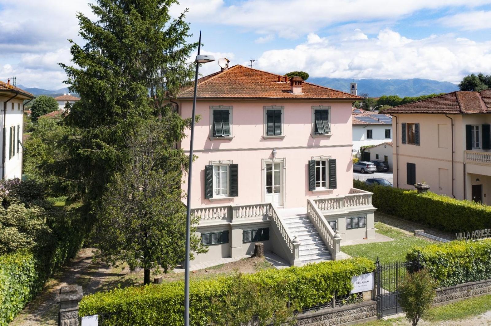 Villa Agnese B&B Lucca Exteriör bild